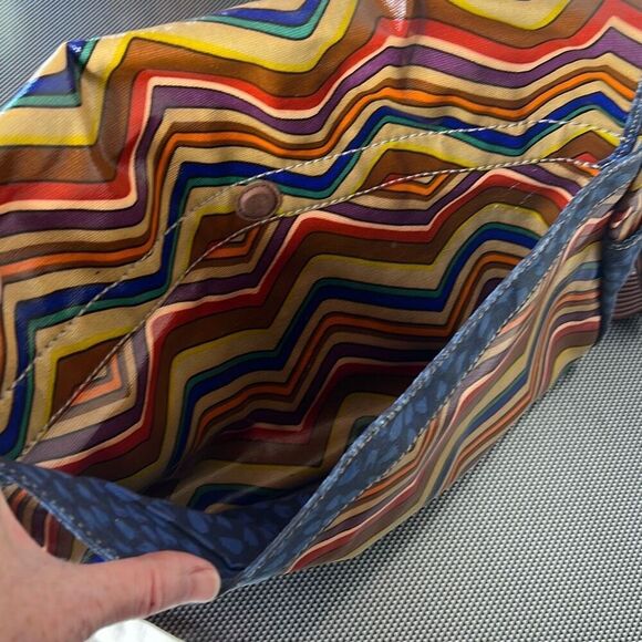 Fossil Key-Per Multi Color Chevron Messenger Bag - Picture 8 of 10